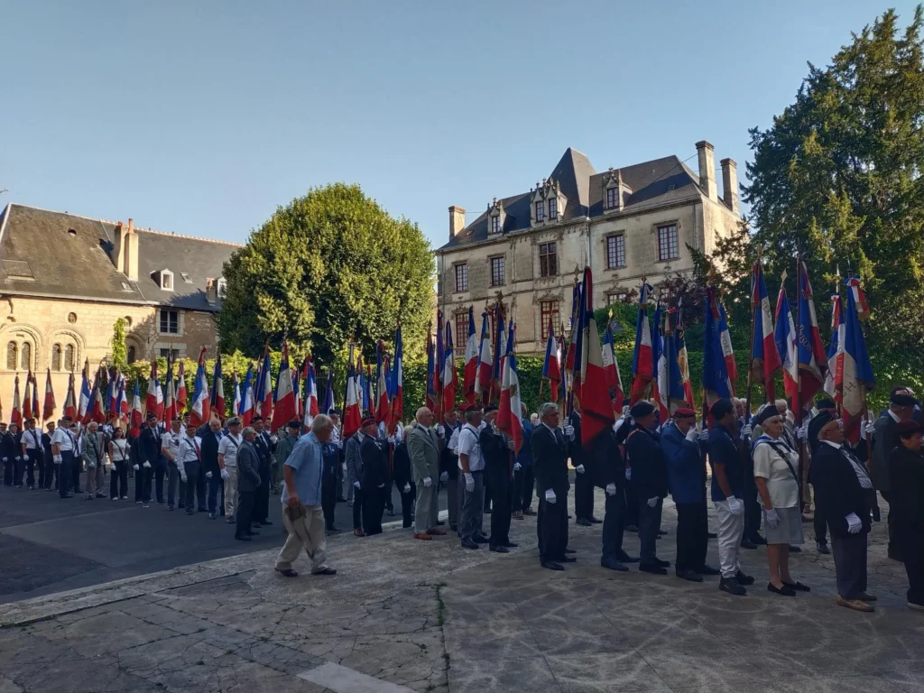 congrès UNC41 2026 : les drapeaux entrent dans l'église